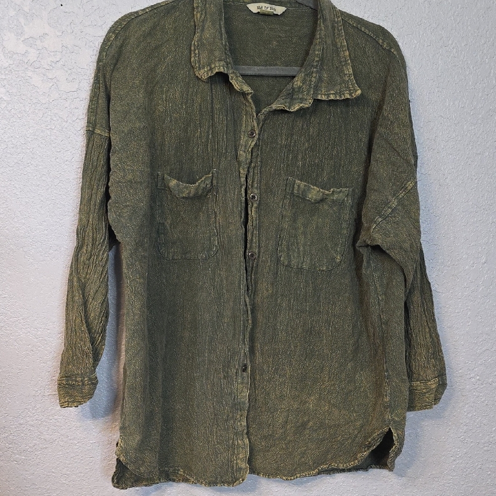 Yeti Green Textured Button-Down Shirt